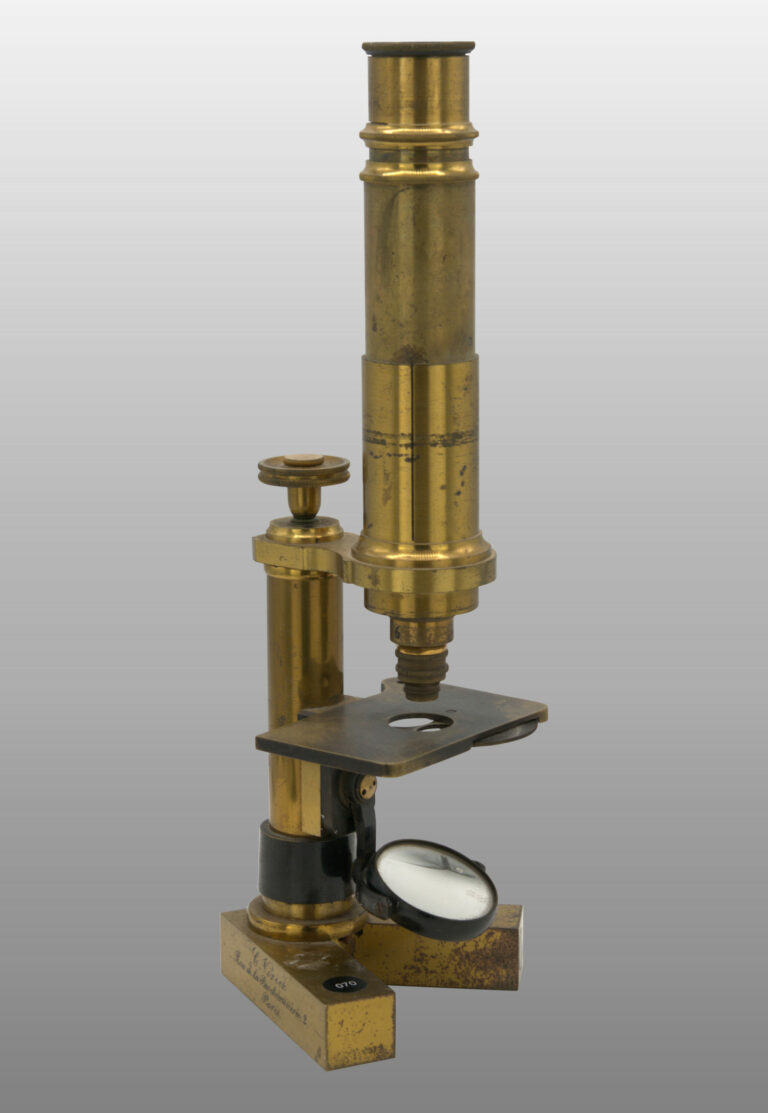Microscope de voyage, photo de détail