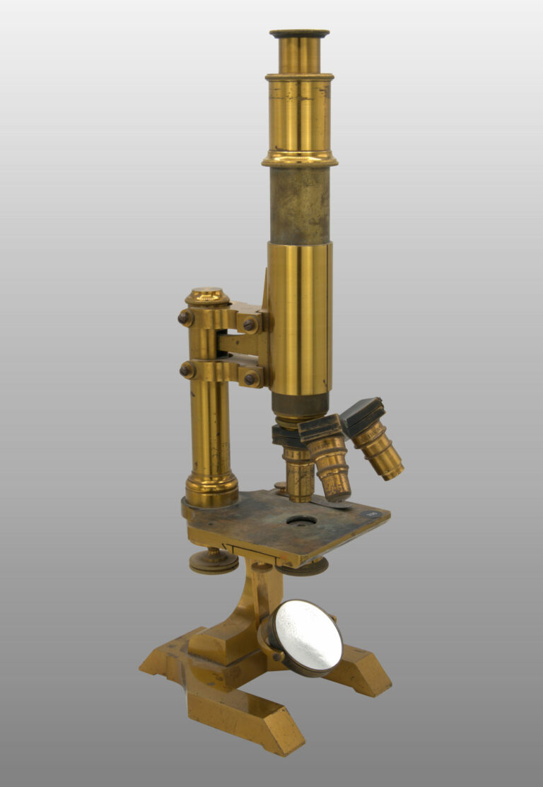 Microscope moyen fixe, photo de détail