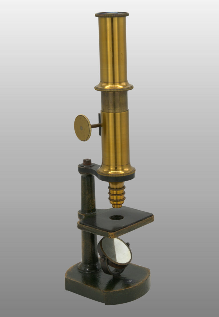 Petit microscope fixe, photo de détail
