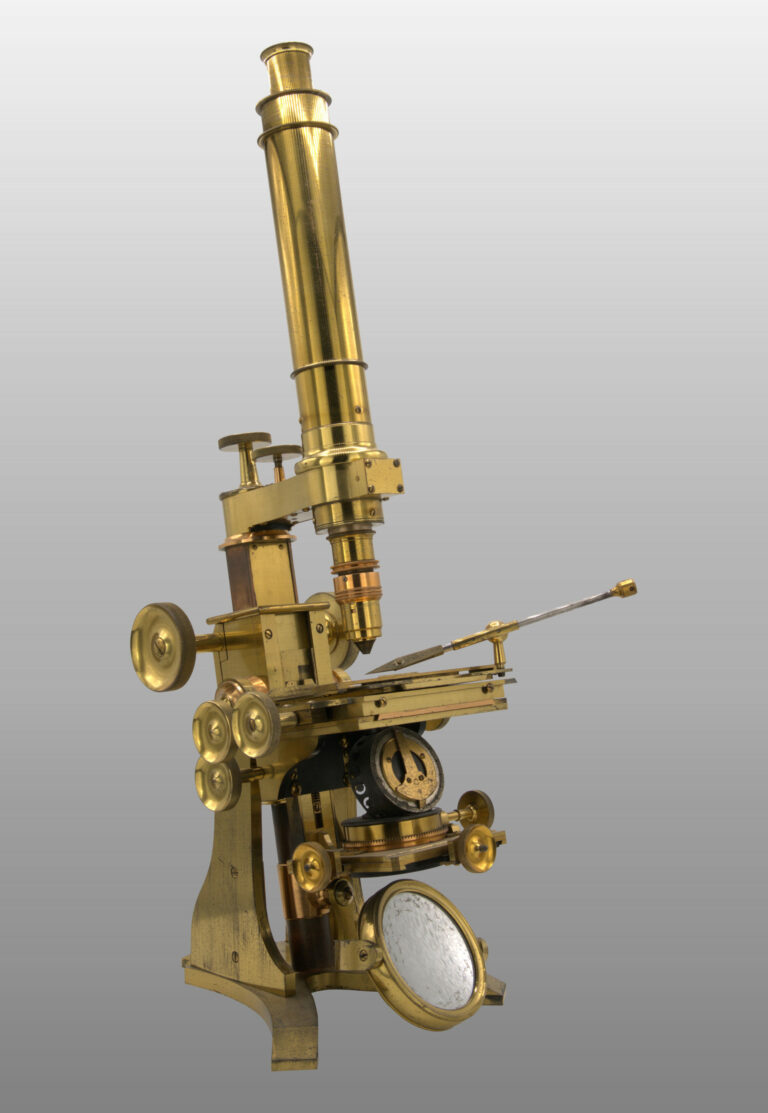 Grand Microscope inclinant, photo de détail