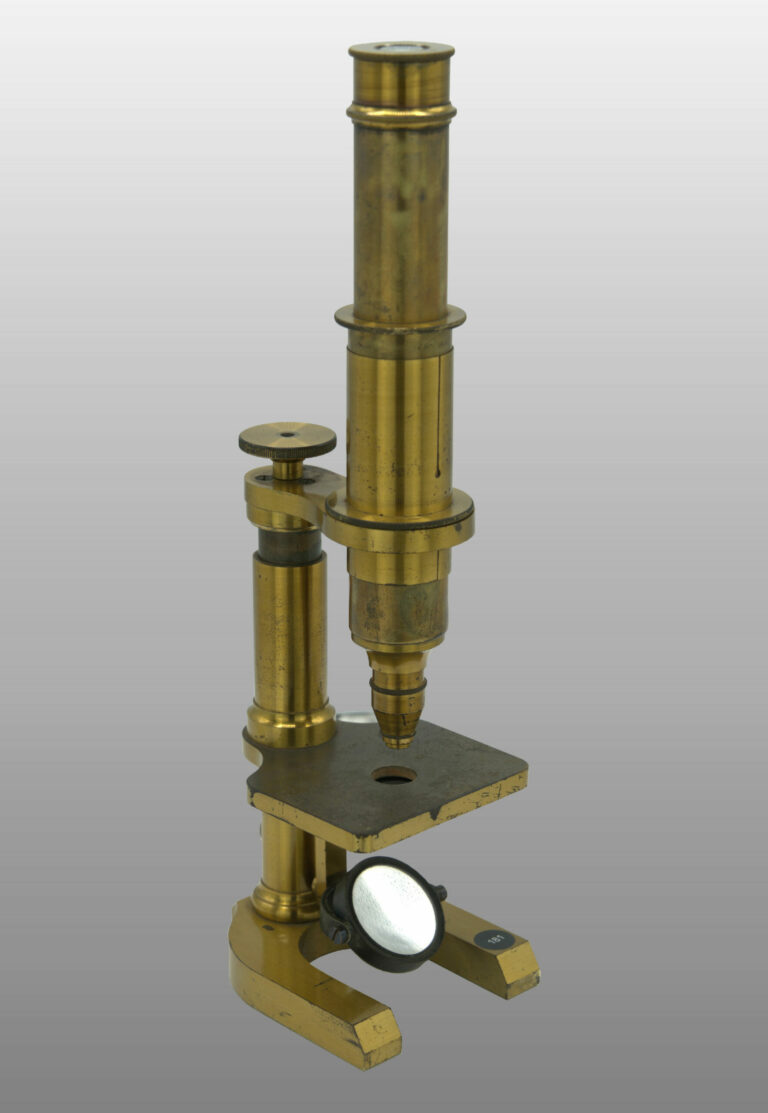 Microscope non inclinable, photo de détail