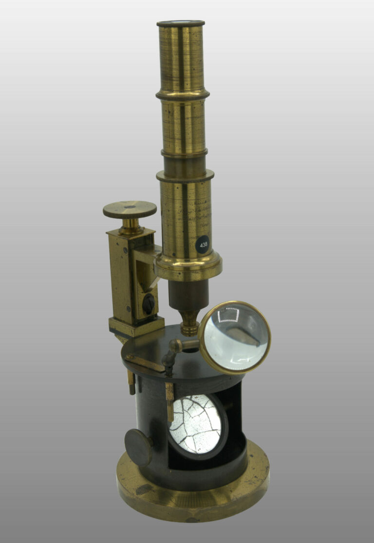 Microscope moyen tambour, photo de détail