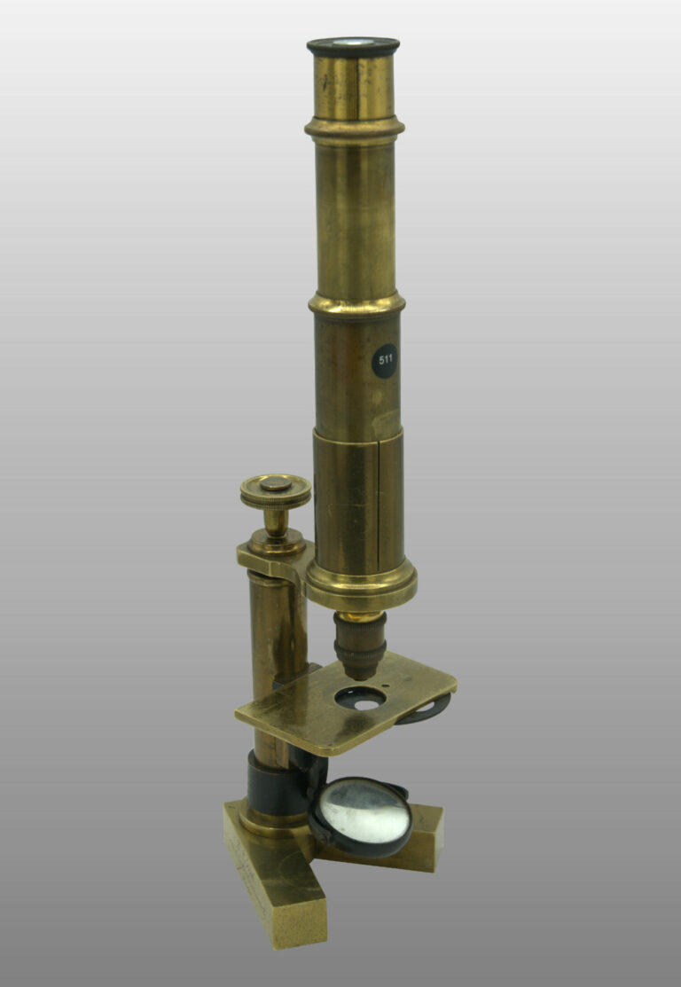 Microscope de voyage, photo de détail