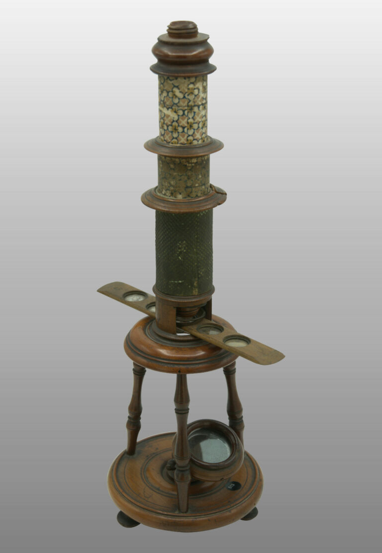 Microscope Nuremberg type Culpeper, photo de détail