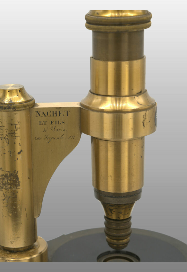 Microscope grand modèle tambour ordinaire, photo de détail