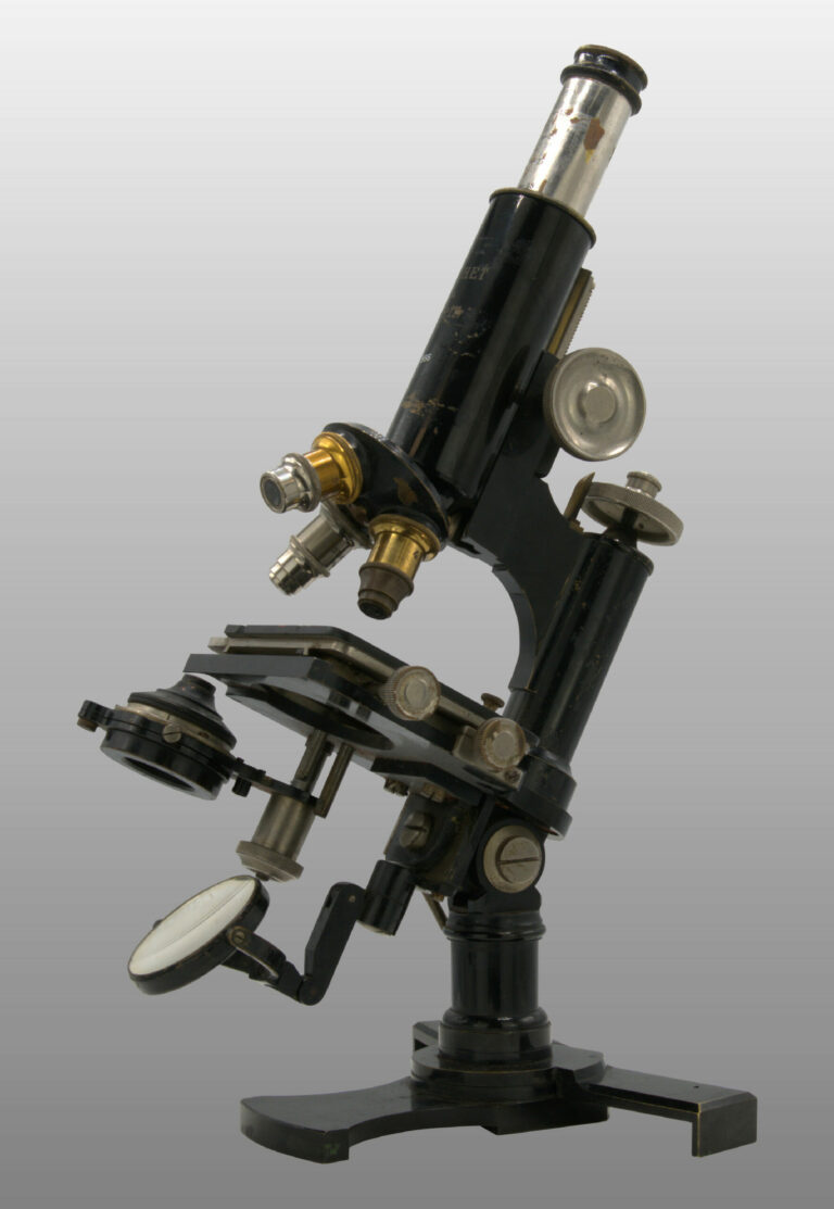Nouveau microscope portatif pliant, photo de détail