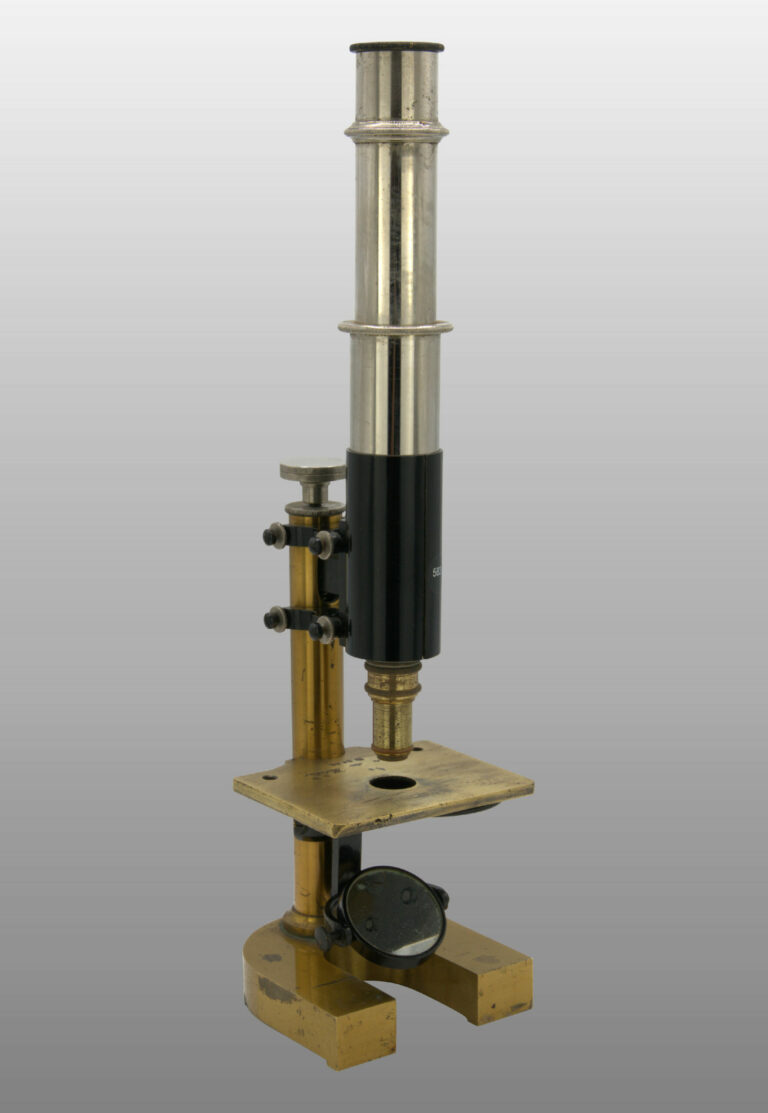 Microscope moyen statif IV droit fixe 2émé version., photo de détail