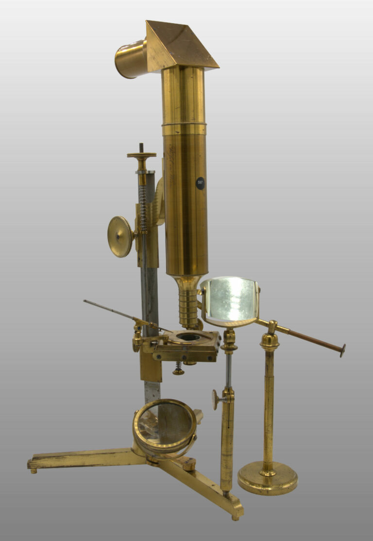 Grand microscope n°1, photo de détail